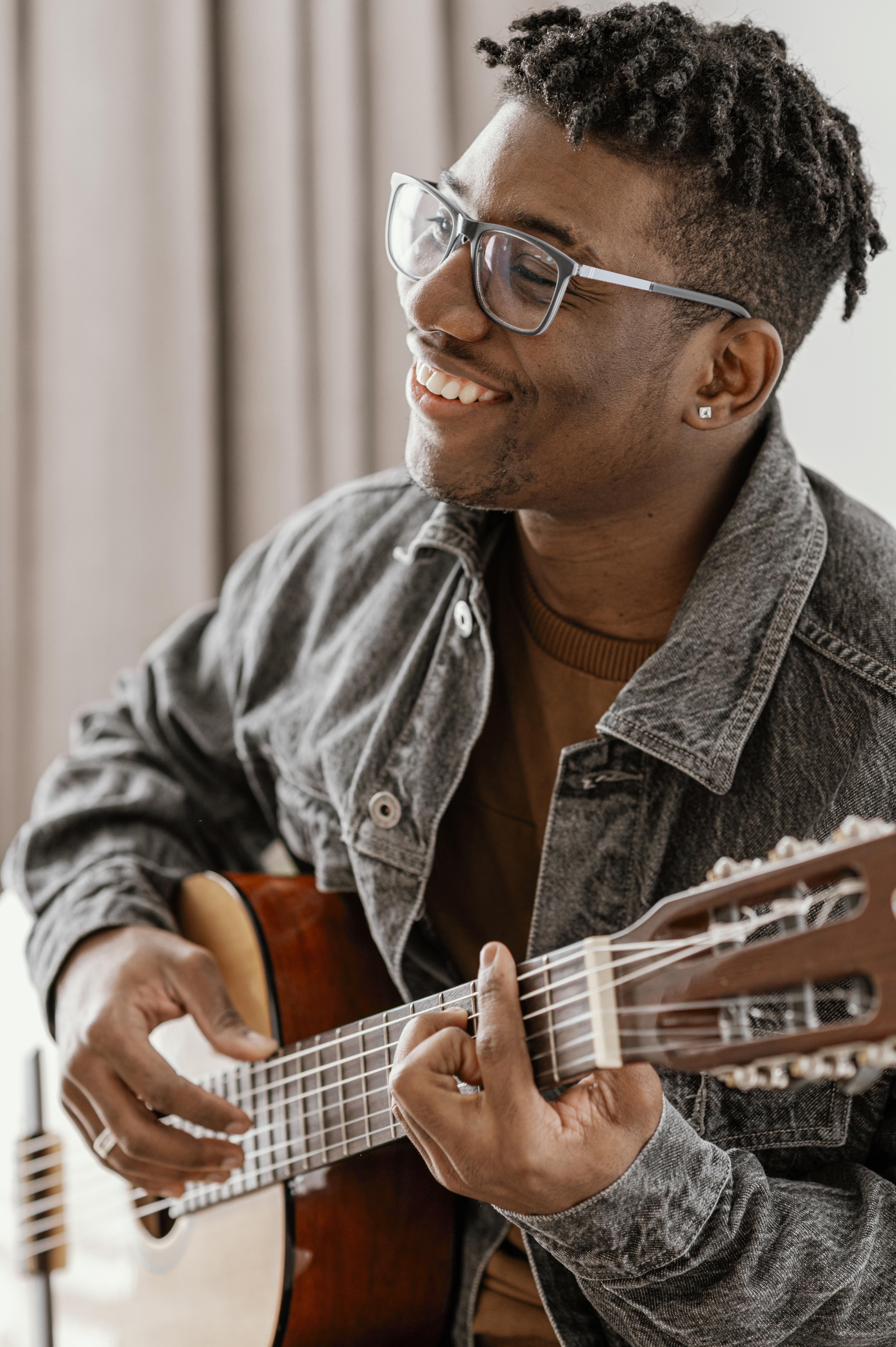 Musicians & Artists